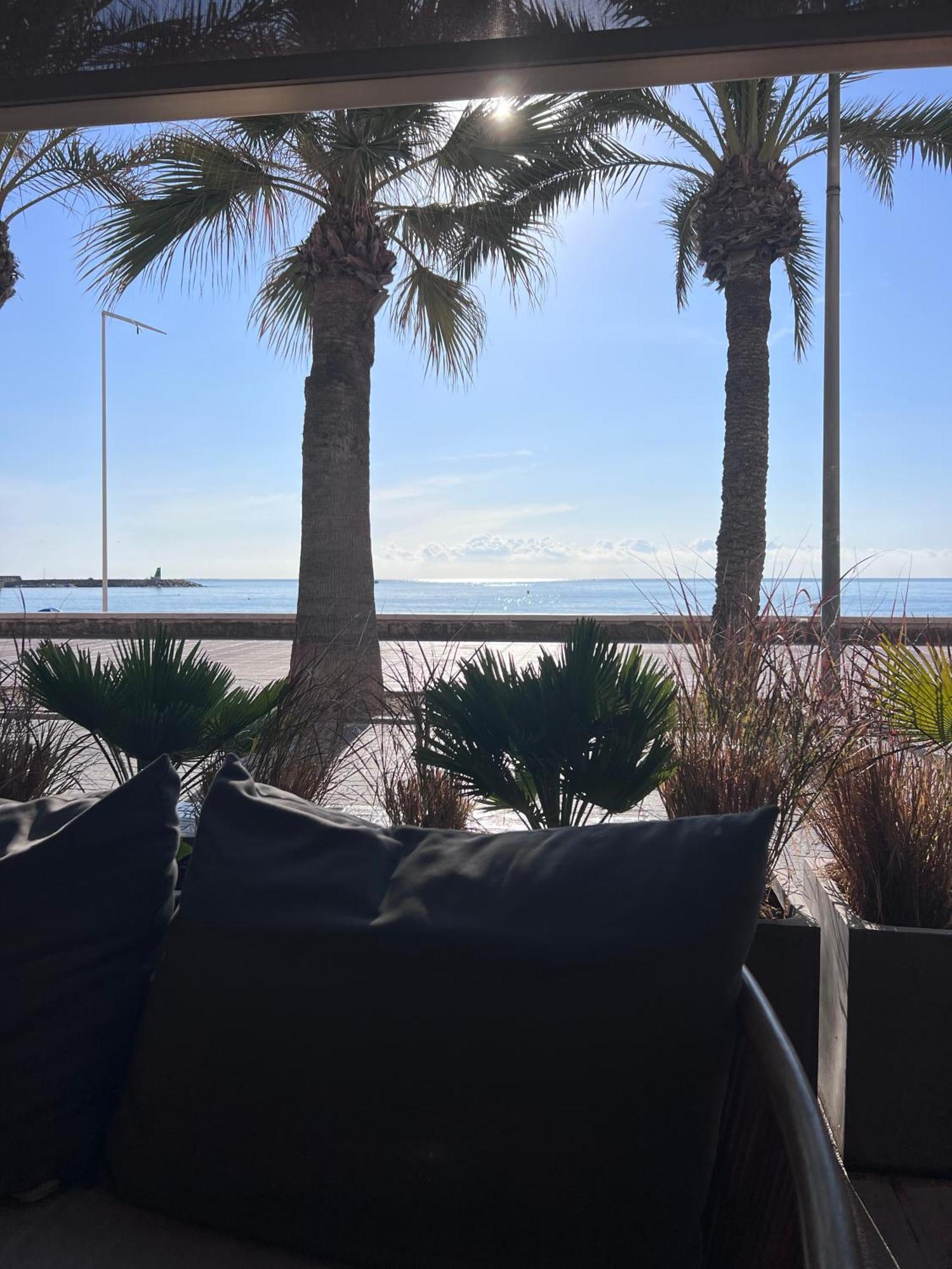 En El Paseo Maritimo, A Escasos Metros Del Mar Lejlighed El Campello Eksteriør billede